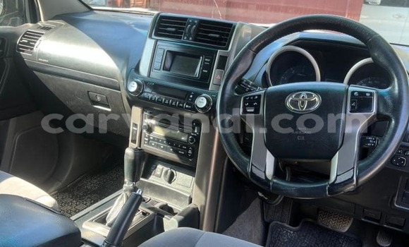 Nunua Ilio tumika Toyota Prado Nyeusi Gari ndani ya Lusaka nchini Zambia Nunua Ilio tumika Toyota Prado Nyeusi Gari ndani ya Lusaka nchini Zambia
