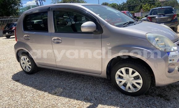 Nunua Ilio tumika Toyota Passo Nyingine Gari ndani ya Lusaka nchini Zambia Nunua Ilio tumika Toyota Passo Nyingine Gari ndani ya Lusaka nchini Zambia