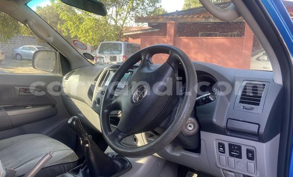 Nunua Ilio tumika Toyota Hilux Bluu Gari ndani ya Lusaka nchini Zambia Nunua Ilio tumika Toyota Hilux Bluu Gari ndani ya Lusaka nchini Zambia