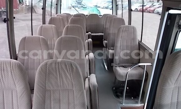 Nunua Ilio tumika Toyota Coaster Bluu Gari ndani ya Lusaka nchini Zambia Nunua Ilio tumika Toyota Coaster Bluu Gari ndani ya Lusaka nchini Zambia