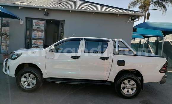 Buy Used Toyota Hilux White Car in Lusaka in Zambia Buy Used Toyota Hilux White Car in Lusaka in Zambia
