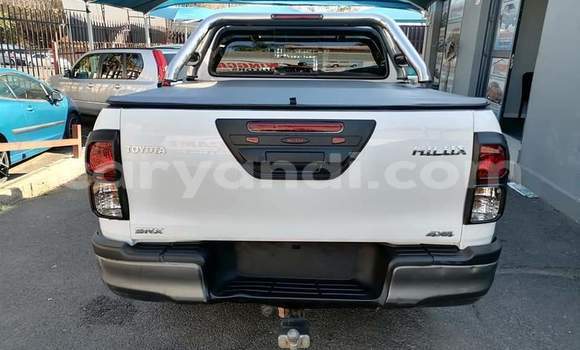 Buy Used Toyota Hilux White Car in Lusaka in Zambia Buy Used Toyota Hilux White Car in Lusaka in Zambia