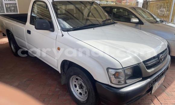 Nunua Ilio tumika Toyota Hilux Nyeupe Gari ndani ya Chilanga nchini Lusaka Nunua Ilio tumika Toyota Hilux Nyeupe Gari ndani ya Chilanga nchini Lusaka