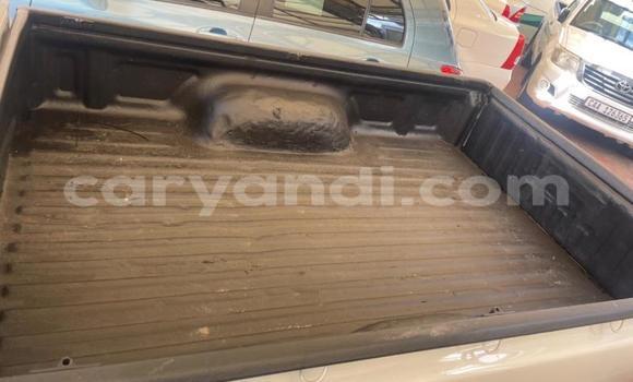 Nunua Ilio tumika Toyota Hilux Nyeupe Gari ndani ya Chilanga nchini Lusaka Nunua Ilio tumika Toyota Hilux Nyeupe Gari ndani ya Chilanga nchini Lusaka