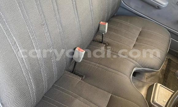 Nunua Ilio tumika Toyota Hilux Nyeupe Gari ndani ya Chilanga nchini Lusaka Nunua Ilio tumika Toyota Hilux Nyeupe Gari ndani ya Chilanga nchini Lusaka