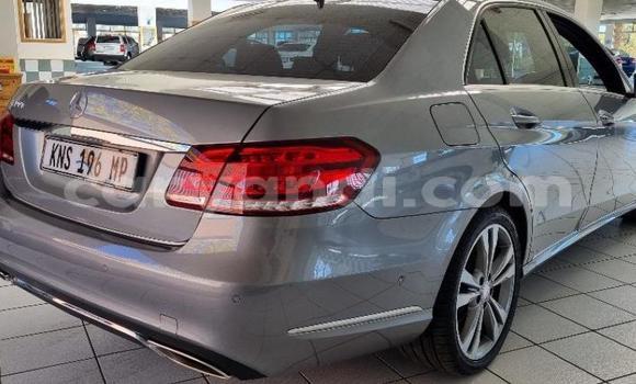 Acheter Occasion Voiture Mercedes-Benz GLC 250D Gris à Chinsali, Nord Acheter Occasion Voiture Mercedes-Benz GLC 250D Gris à Chinsali, Nord