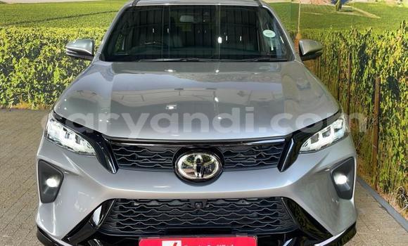 Tenga Tsaru Toyota Fortuner Sirivha Mota in Lusaka in Zambia Tenga Tsaru Toyota Fortuner Sirivha Mota in Lusaka in Zambia