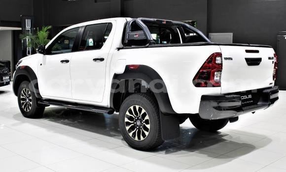 Nunua Ilio tumika Toyota Hilux Nyeupe Gari ndani ya Lusaka nchini Zambia Nunua Ilio tumika Toyota Hilux Nyeupe Gari ndani ya Lusaka nchini Zambia