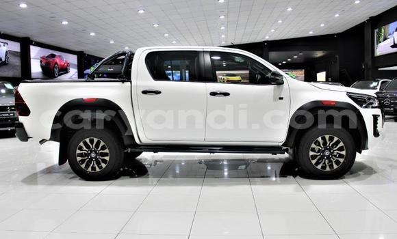 Nunua Ilio tumika Toyota Hilux Nyeupe Gari ndani ya Lusaka nchini Zambia Nunua Ilio tumika Toyota Hilux Nyeupe Gari ndani ya Lusaka nchini Zambia