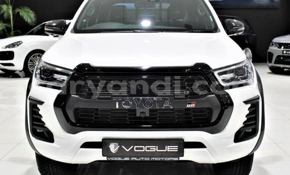 Nunua Ilio tumika Toyota Hilux Nyeupe Gari ndani ya Lusaka nchini Zambia Nunua Ilio tumika Toyota Hilux Nyeupe Gari ndani ya Lusaka nchini Zambia