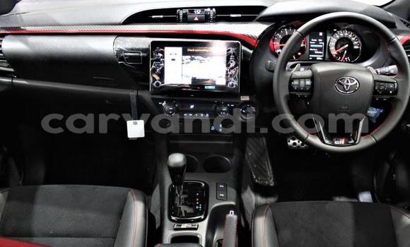 Nunua Ilio tumika Toyota Hilux Nyeupe Gari ndani ya Lusaka nchini Zambia Nunua Ilio tumika Toyota Hilux Nyeupe Gari ndani ya Lusaka nchini Zambia