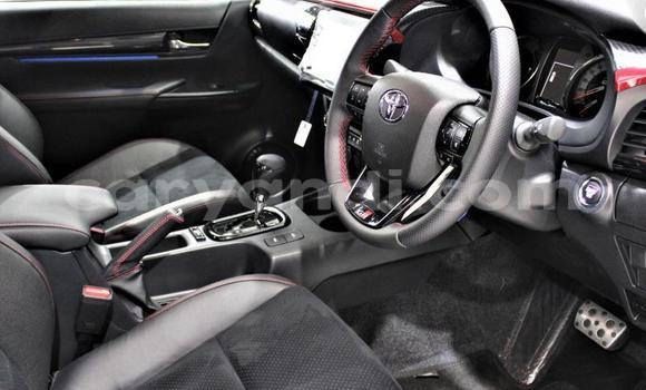 Nunua Ilio tumika Toyota Hilux Nyeupe Gari ndani ya Lusaka nchini Zambia Nunua Ilio tumika Toyota Hilux Nyeupe Gari ndani ya Lusaka nchini Zambia