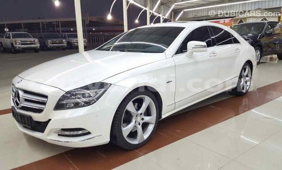 Buy Import Mercedes‒Benz 190 (W201) White Car in Import - Dubai in Zambia Buy Import Mercedes‒Benz 190 (W201) White Car in Import - Dubai in Zambia