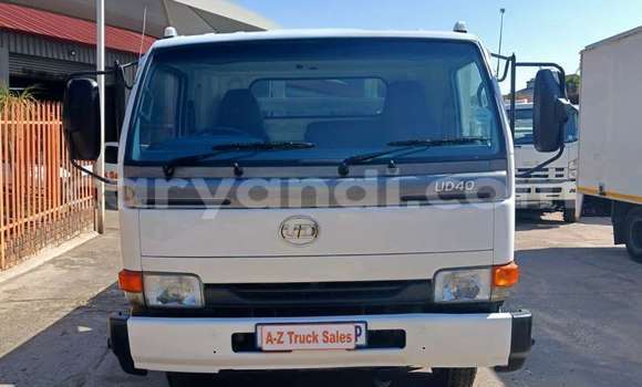 Acheter Occasion Utilitaire Nissan UD Blanc à Lusaka, Zambie Acheter Occasion Utilitaire Nissan UD Blanc à Lusaka, Zambie