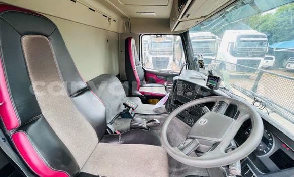 Nunua Ilio tumika Volvo FL Nyeupe Lori ndani ya Lusaka nchini Zambia Nunua Ilio tumika Volvo FL Nyeupe Lori ndani ya Lusaka nchini Zambia