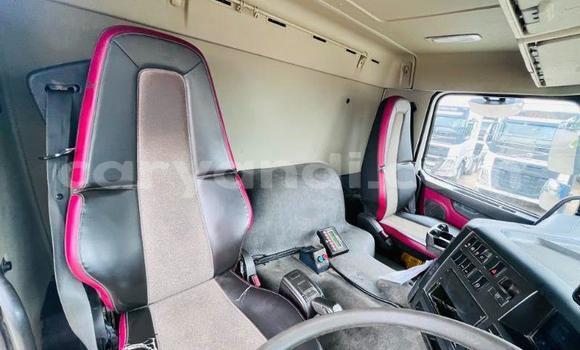 Nunua Ilio tumika Volvo FL Nyeupe Lori ndani ya Lusaka nchini Zambia Nunua Ilio tumika Volvo FL Nyeupe Lori ndani ya Lusaka nchini Zambia