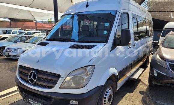Buy Used Mercedes Viano White Car in Lusaka in Zambia Buy Used Mercedes Viano White Car in Lusaka in Zambia