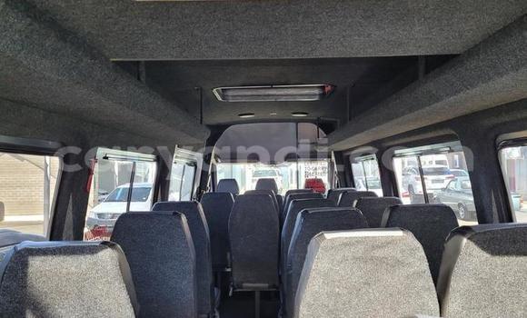 Buy Used Mercedes Viano White Car in Lusaka in Zambia Buy Used Mercedes Viano White Car in Lusaka in Zambia