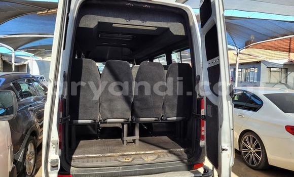 Buy Used Mercedes Viano White Car in Lusaka in Zambia Buy Used Mercedes Viano White Car in Lusaka in Zambia