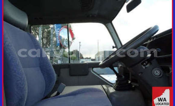 Acheter Occasion Voiture Toyota Coaster Blanc à Lusaka, Zambie Acheter Occasion Voiture Toyota Coaster Blanc à Lusaka, Zambie
