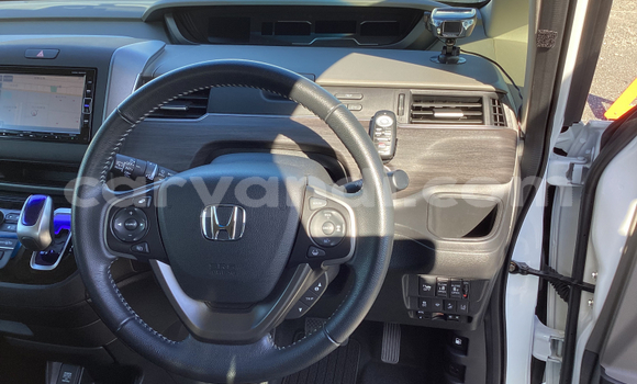 Buy Used Honda Freed White Car in Kitwe in Zambia Buy Used Honda Freed White Car in Kitwe in Zambia