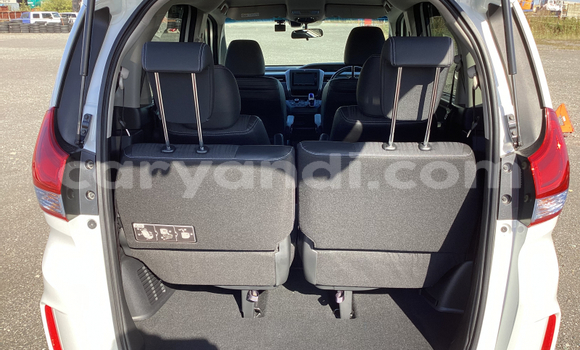 Buy Used Honda Freed White Car in Kitwe in Zambia Buy Used Honda Freed White Car in Kitwe in Zambia