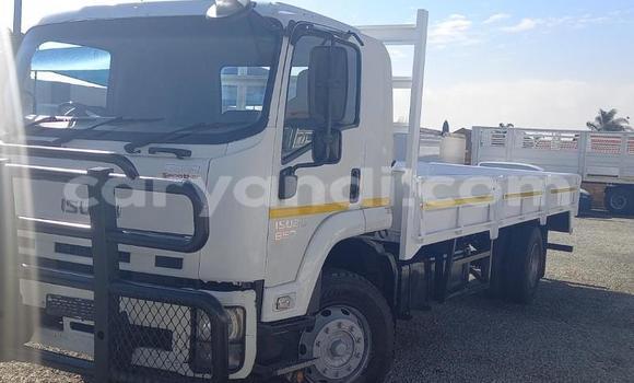 Buy Used Isuzu FTR 850 White Truck in Lusaka in Zambia Buy Used Isuzu FTR 850 White Truck in Lusaka in Zambia