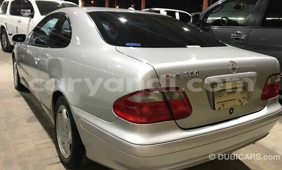 Tenga Imported Mercedes‒Benz 190 (W201) Zvimwe Mota in Import - Dubai in Zambia Tenga Imported Mercedes‒Benz 190 (W201) Zvimwe Mota in Import - Dubai in Zambia