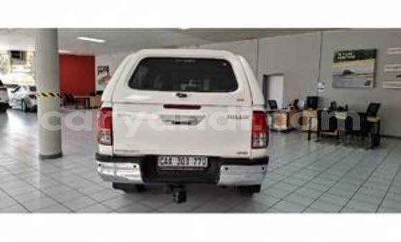 Buy Used Toyota Hilux White Car in Lusaka in Zambia Buy Used Toyota Hilux White Car in Lusaka in Zambia