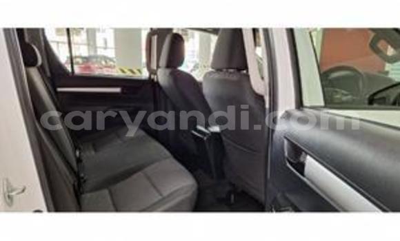 Buy Used Toyota Hilux White Car in Lusaka in Zambia Buy Used Toyota Hilux White Car in Lusaka in Zambia