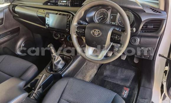 Buy Used Toyota Hilux White Car in Kitwe in Zambia Buy Used Toyota Hilux White Car in Kitwe in Zambia