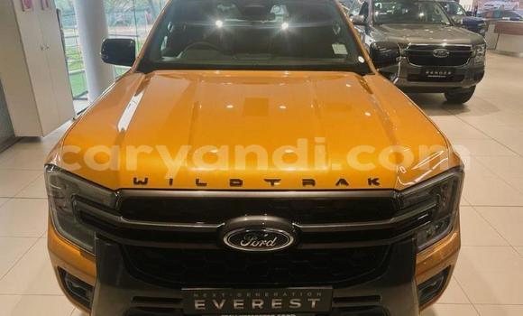 Nunua Ilio tumika Ford Everest Nyingine Gari ndani ya Lusaka nchini Zambia Nunua Ilio tumika Ford Everest Nyingine Gari ndani ya Lusaka nchini Zambia