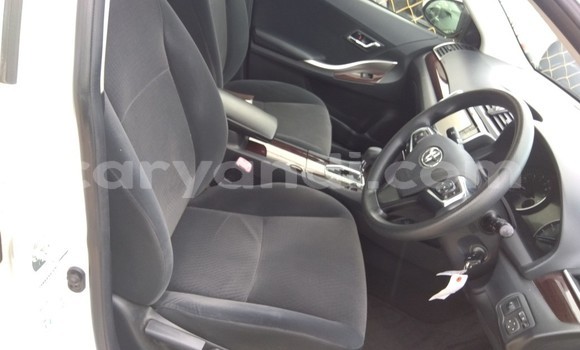 Acheter Occasion Voiture Toyota Allion Blanc à Lusaka, Zambie Acheter Occasion Voiture Toyota Allion Blanc à Lusaka, Zambie