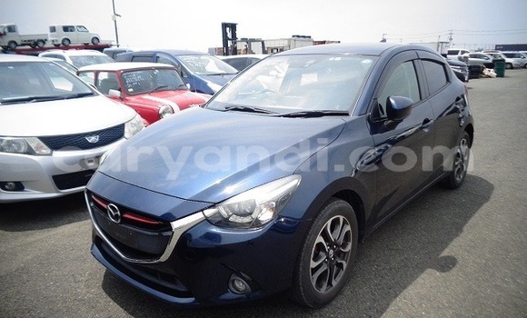 Acheter Occasion Voiture Mazda Demio Bleu à Lusaka, Zambie Acheter Occasion Voiture Mazda Demio Bleu à Lusaka, Zambie