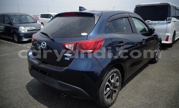 Acheter Occasion Voiture Mazda Demio Bleu à Lusaka, Zambie Acheter Occasion Voiture Mazda Demio Bleu à Lusaka, Zambie