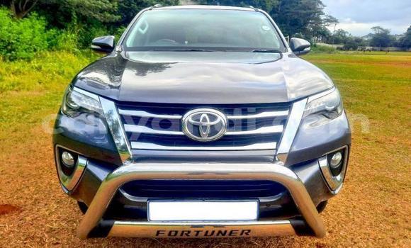 Buy Used Toyota Fortuner Silver Car in Chilanga in Lusaka Buy Used Toyota Fortuner Silver Car in Chilanga in Lusaka
