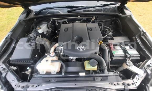 Nunua Ilio tumika Toyota Fortuner Fedha Gari ndani ya Chilanga nchini Lusaka Nunua Ilio tumika Toyota Fortuner Fedha Gari ndani ya Chilanga nchini Lusaka