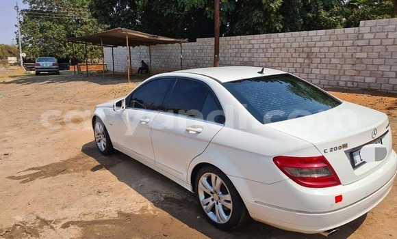 Tenga Tsaru Mercedes-Benz C-Classe Chena Mota in Lusaka in Zambia Tenga Tsaru Mercedes-Benz C-Classe Chena Mota in Lusaka in Zambia
