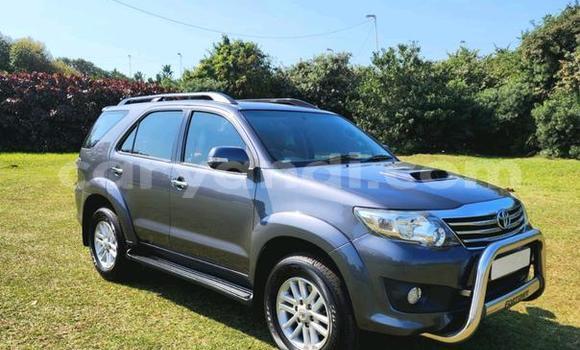 Buy Used Toyota Fortuner Silver Car in Lusaka in Zambia Buy Used Toyota Fortuner Silver Car in Lusaka in Zambia
