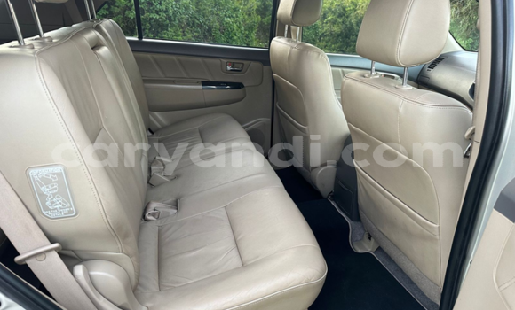 Tenga Tsaru Toyota Fortuner Sirivha Mota in Lusaka in Zambia Tenga Tsaru Toyota Fortuner Sirivha Mota in Lusaka in Zambia