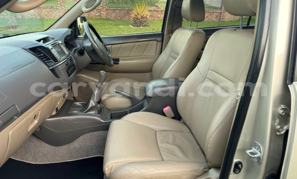 Tenga Tsaru Toyota Fortuner Sirivha Mota in Lusaka in Zambia Tenga Tsaru Toyota Fortuner Sirivha Mota in Lusaka in Zambia