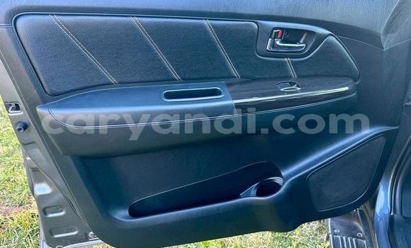 Nunua Ilio tumika Toyota Fortuner Fedha Gari ndani ya Import - Dubai nchini Zambia Nunua Ilio tumika Toyota Fortuner Fedha Gari ndani ya Import - Dubai nchini Zambia