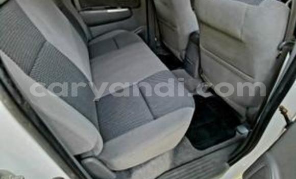 Buy Used Toyota Hilux White Car in Import - Dubai in Zambia Buy Used Toyota Hilux White Car in Import - Dubai in Zambia