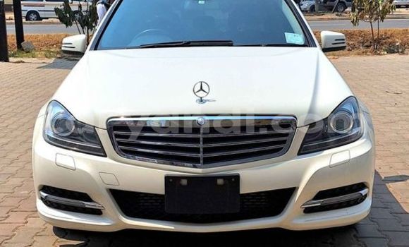 Tenga Tsaru Mercedes-Benz C250 coupe Zvimwe Mota in Lusaka in Zambia Tenga Tsaru Mercedes-Benz C250 coupe Zvimwe Mota in Lusaka in Zambia