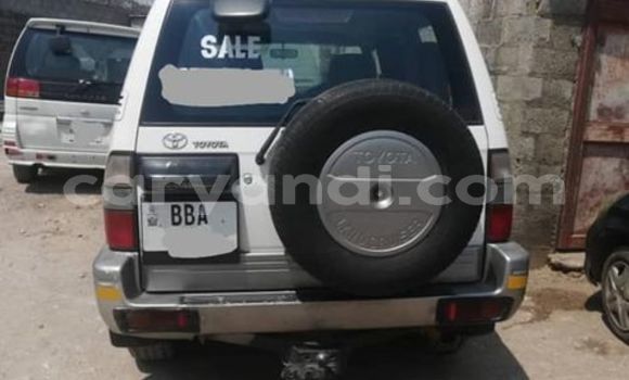 Nunua Ilio tumika Toyota Prado Nyingine Gari ndani ya Lusaka nchini Zambia Nunua Ilio tumika Toyota Prado Nyingine Gari ndani ya Lusaka nchini Zambia