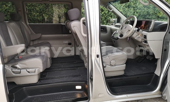 Buy Used Nissan Elgrand Silver Car in Lusaka in Zambia Buy Used Nissan Elgrand Silver Car in Lusaka in Zambia
