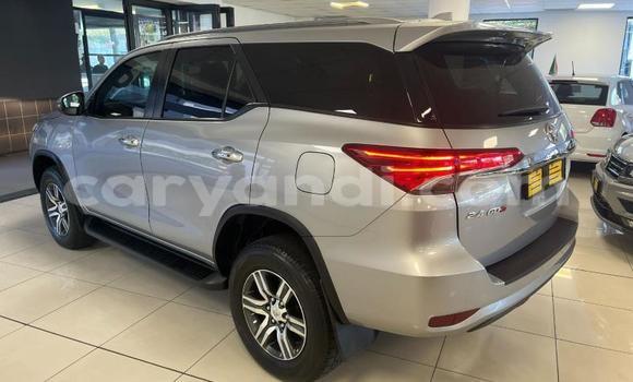 Buy Used Toyota Fortuner Silver Car in Chilanga in Lusaka Buy Used Toyota Fortuner Silver Car in Chilanga in Lusaka