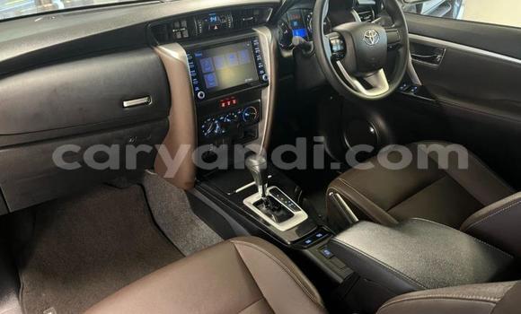 Buy Used Toyota Fortuner Silver Car in Chilanga in Lusaka Buy Used Toyota Fortuner Silver Car in Chilanga in Lusaka