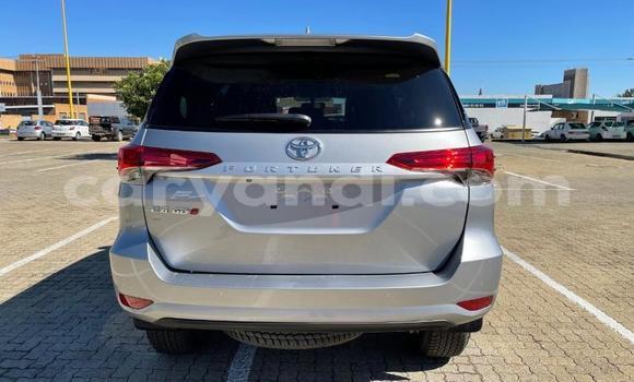 Tenga Tsaru Toyota Fortuner Sirivha Mota in Chilanga in Lusaka Tenga Tsaru Toyota Fortuner Sirivha Mota in Chilanga in Lusaka