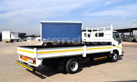 Buy Used Toyota Dyna White Truck in Chilanga in Lusaka